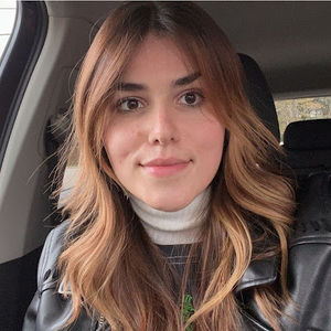 Meet your Posher, Olivia